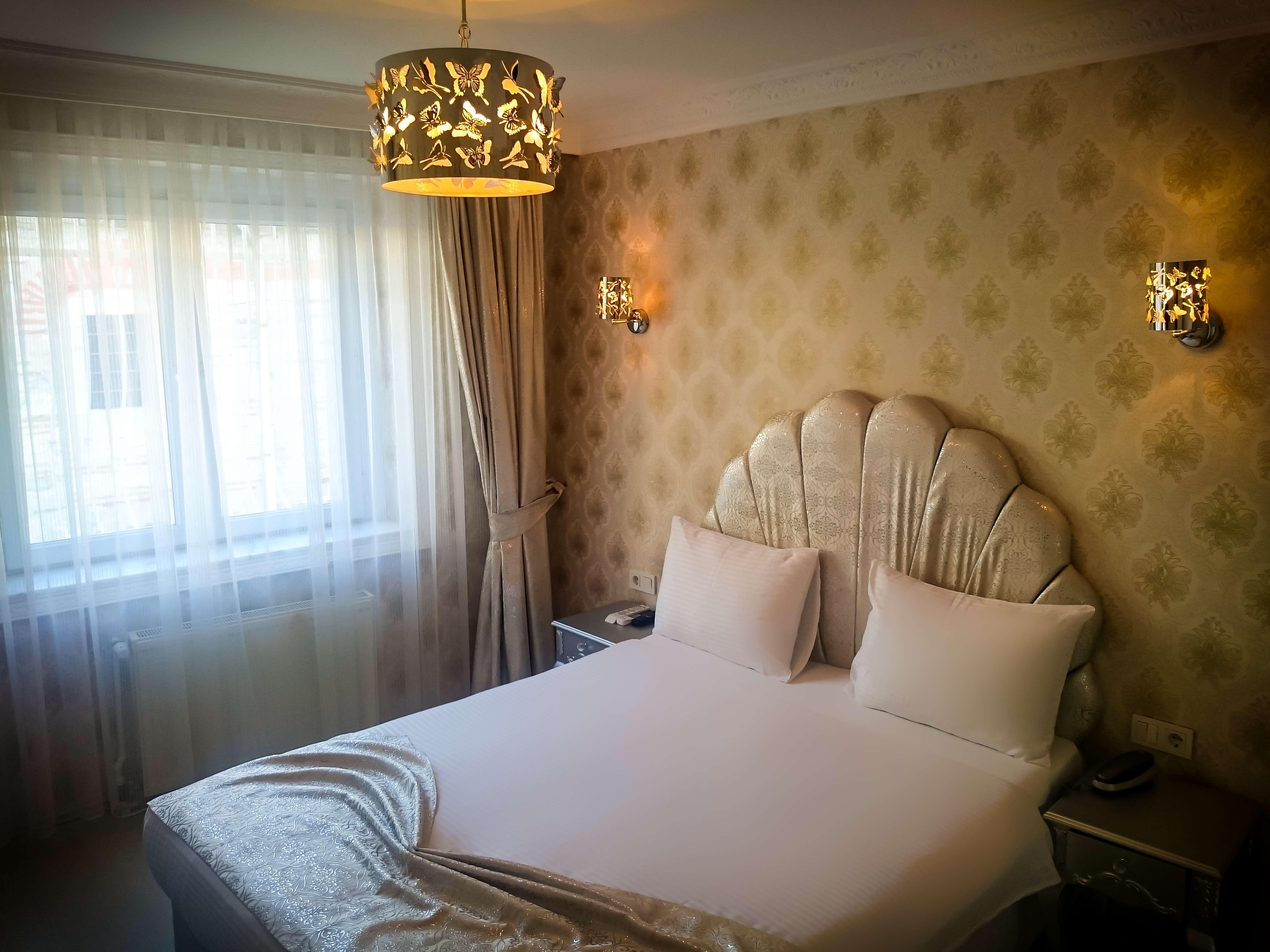 Miss Royal & Istambul